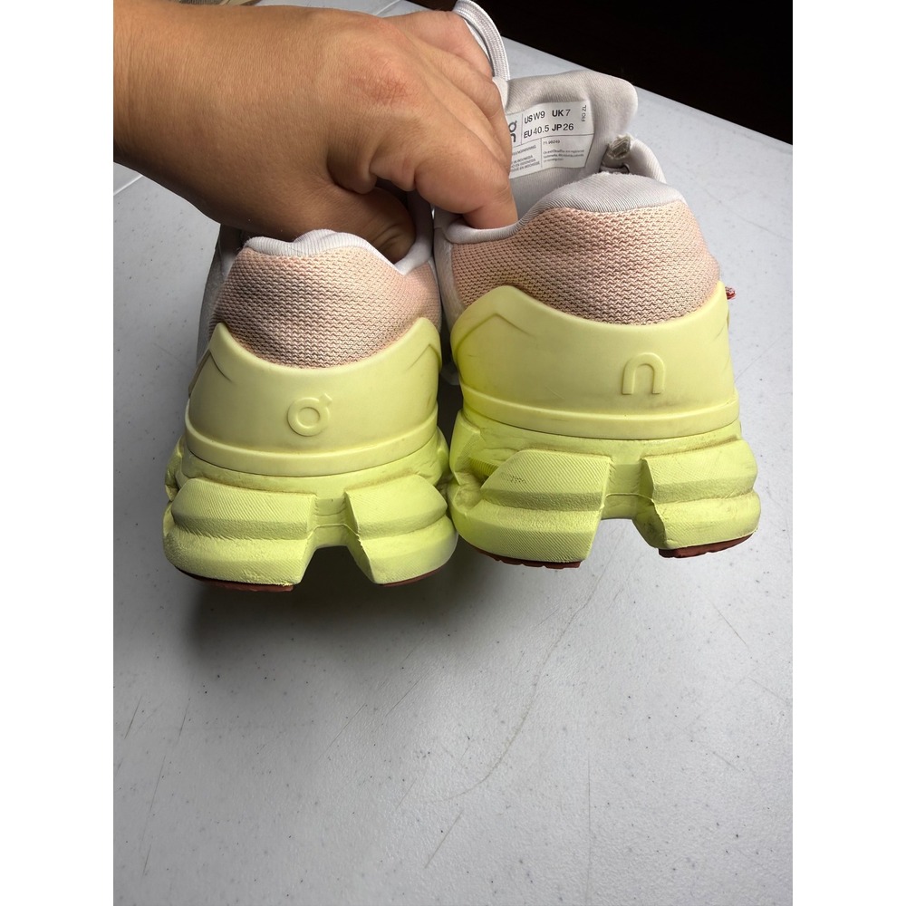 On Cloudflyer Womens Running Shoes White Lime Green‎ Peach Sneakers Low Top - Picture 9 of 16